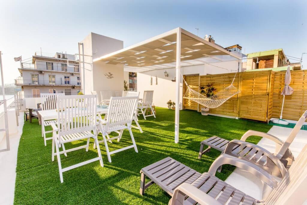 Neoclassical Apartment With 2 Bedrooms In Piraeus Luaran gambar